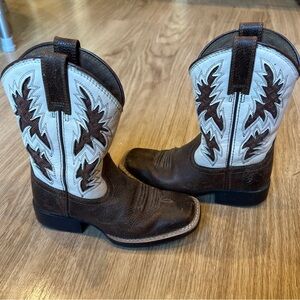 Ariat Western Boots - Twisted Brown and Cream Design - girls size 11